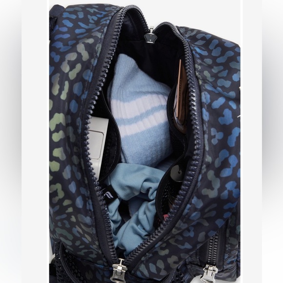 Fabletics NEW w/tags Navy Leopard Mini Sport Backpack - Picture 2 of 6
